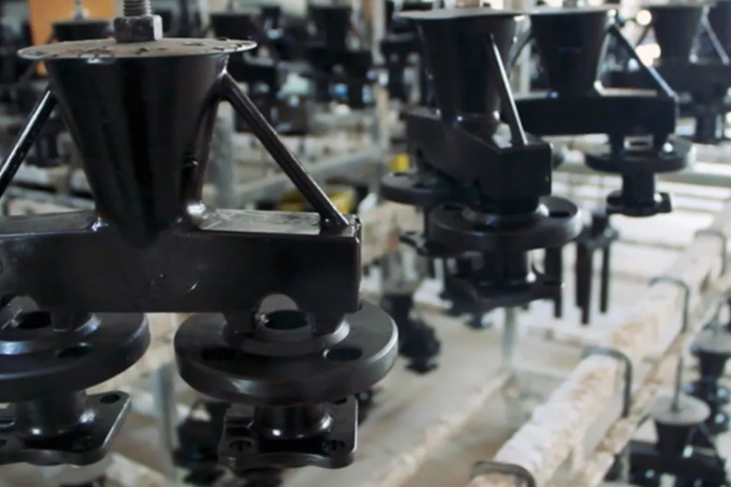 Valve-Casting-Process-1024x682